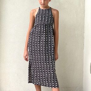 FabKids!!! Black and White Strap maxi dress.